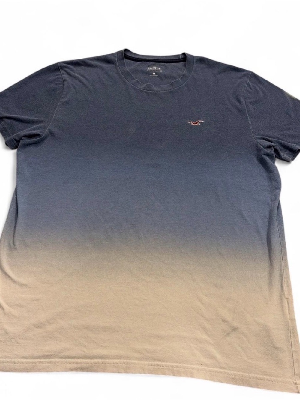 Hollister Men’s Ombre Crew Tee in Navy and Tan Sz L gently pre owned